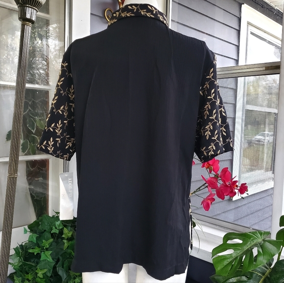 Vintage NWT Adolfo Sport Black Gold Embroidered Leaves Rayon Blend Blouse Top /M - Picture 9 of 9